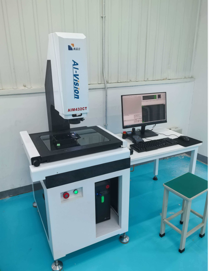 4030型全自动影像测量仪发往襄阳骆驼公司