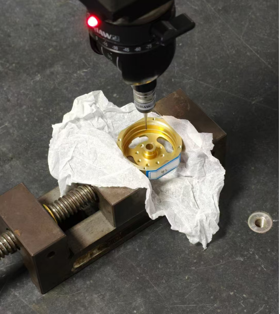 公司协助老工业城制造工厂完成产品验收